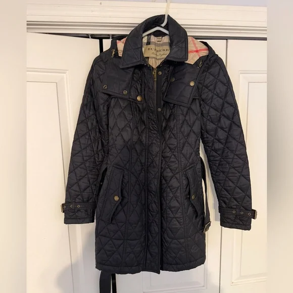 Burberry Black Finsbridge Quilted Trench Coat - Picture 4 of 6